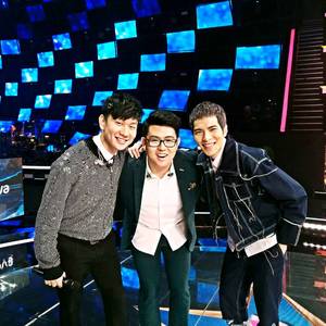 美国大黑刁内射丰满的少妇
